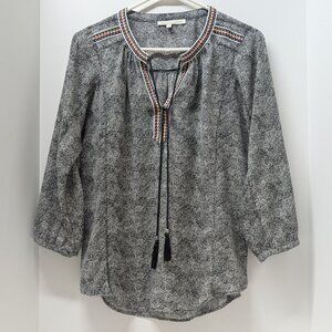 Daniel Rainn Black/White Print 3/4 Sleeve Blouse w/ Front Tie Tassels